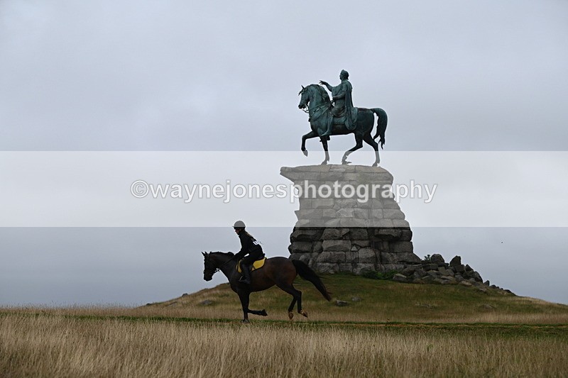 DSC_0389 - Time at Statue 09:51 to 10:54