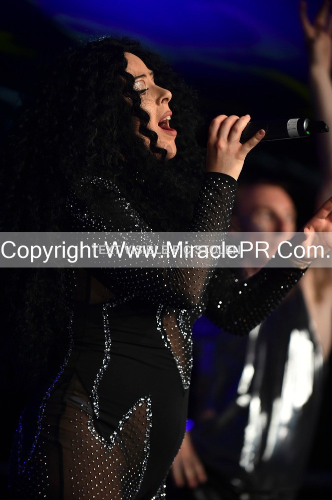 SH4_6312 - The Cher Experience