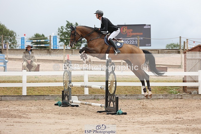 250717-133707-05466 - Cls 1, 3 Star Small Tour Start to Break