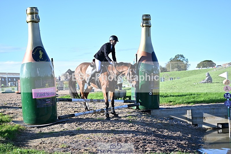 240912A-174434-02748 - Cls 7 Snr 90cm Open Speed Derby