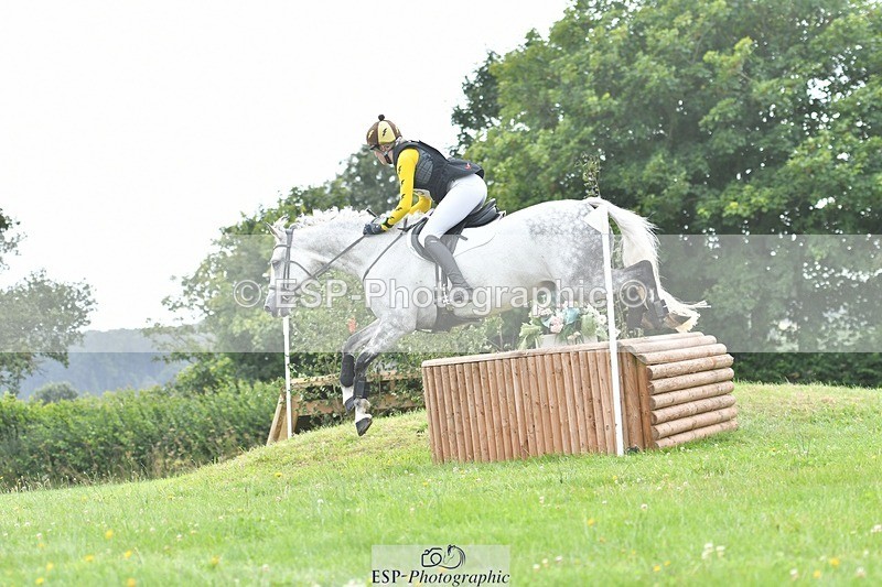 240803-140914-07102 - 213-Rachel_Brown-THE_BARE_NECESSITIES