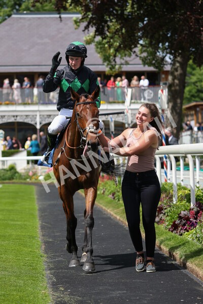 yr10062022r1-29 - Race 1 2.00pm Constant Security Gentlemen Amateur Riders Stakes