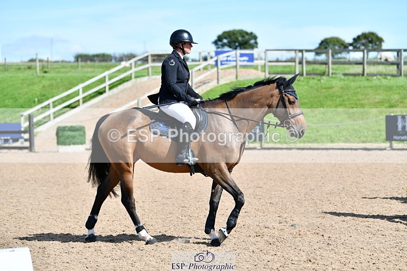 240914A-132001-07232 - Cls 15-S Snr Foxhunter