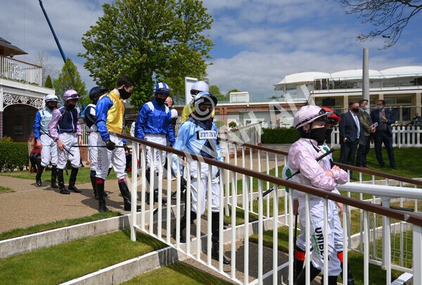 yr12052021r1-14 - Race 1 1.40pm Sky Bet Race to the Ebor Jorvik Stakes