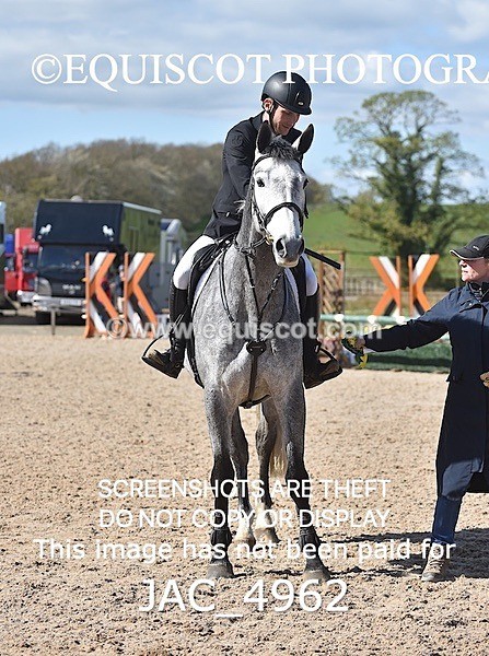 JAC_4962 - CLASS 13 SAT Senior BritiNovice/ 90cm Open