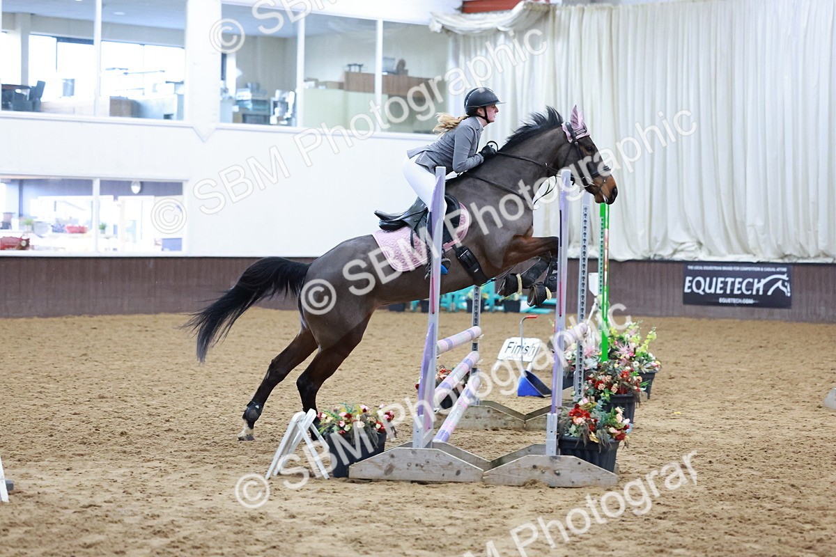 SBM_002827 - Class 9 - Equissage Pulse Senior BritiNovice/ 90cm Open