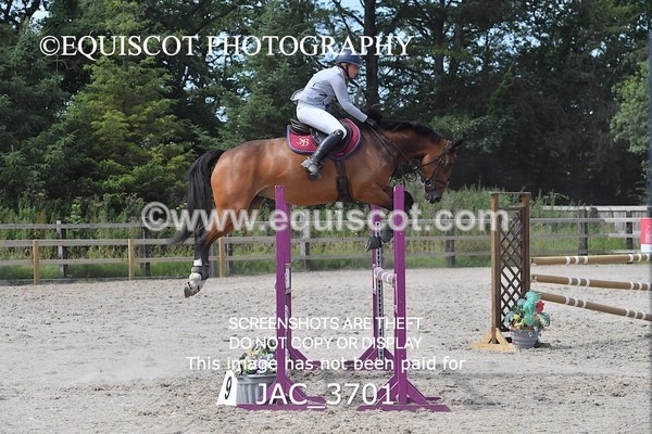 JAC_3701 - CLASS 5  Senior Newcomers/ 1.10m Open