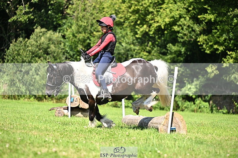 240729B-142758-02797 - Abbie's Group XC