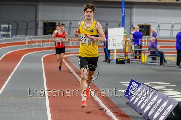 SenInd26-911226 - Track Male Set Two