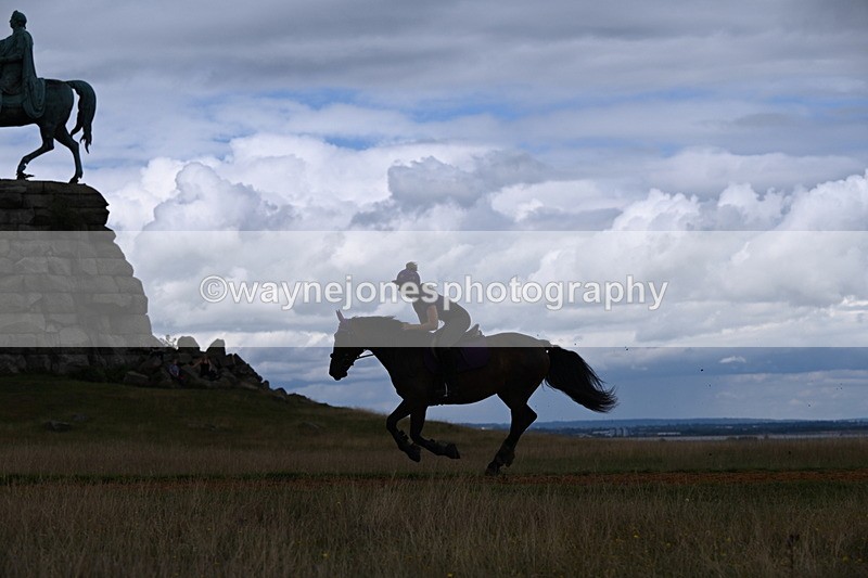 DSC_9442 - Time at Statue 15:11 to 15:58