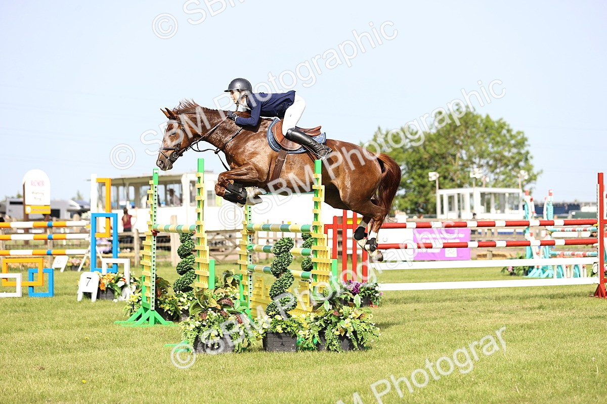 SBM_01473 - Class 200 - Martin Grant Homes Welcome Stakes 1.25m Open