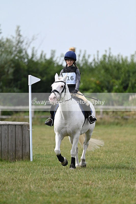 WJ7_6428 - 40cm XC Time 11:50 to 12:10