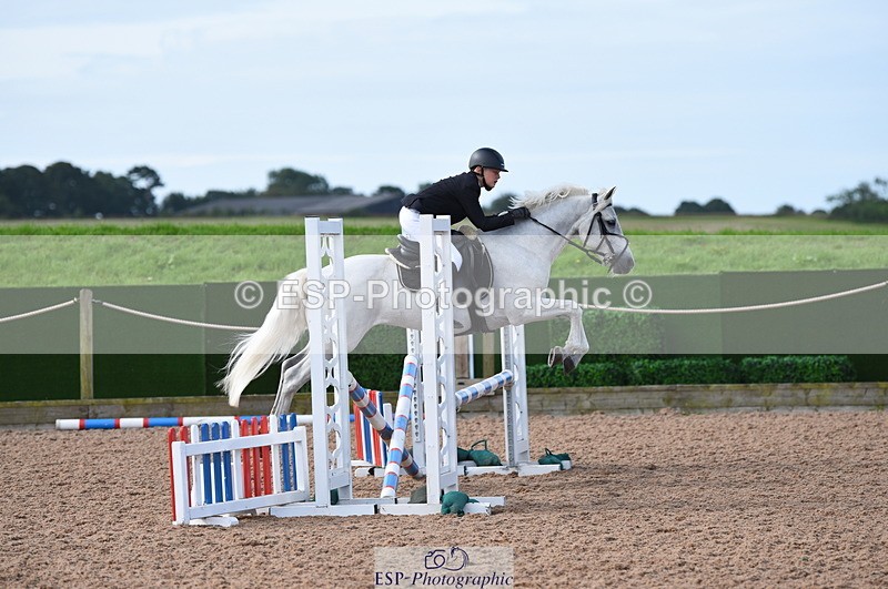 230716A-091240-01846 - Cls 32 Stepping Stones 128cm & 138cm