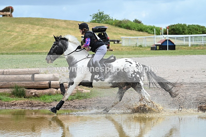 WJ7_7226 - Time 12:27 to 12:33