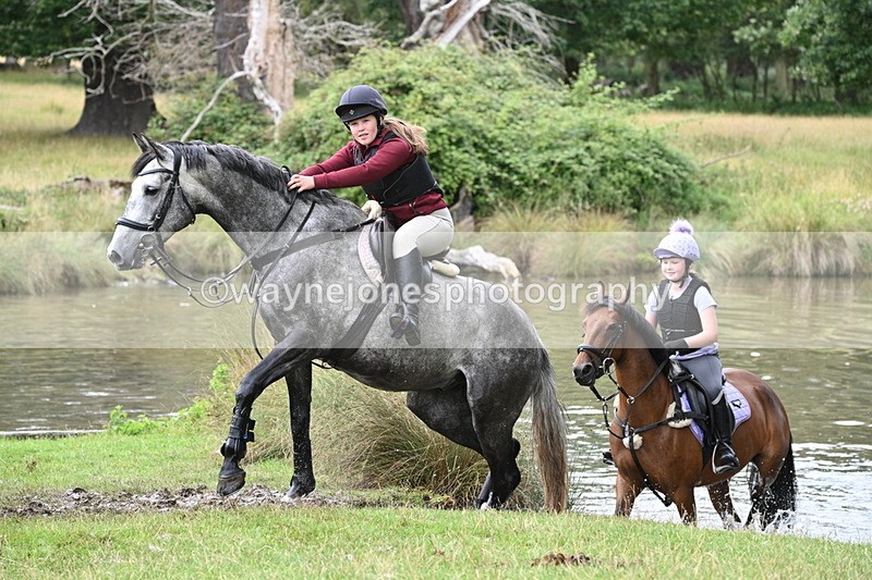 WJ7_3347 - Time at Water 12:15 to 12:50