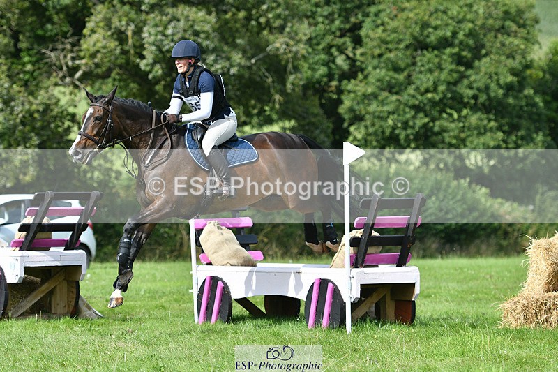240804-161358-17316 - 665-Natalie_Hingley-HENDRICK.S