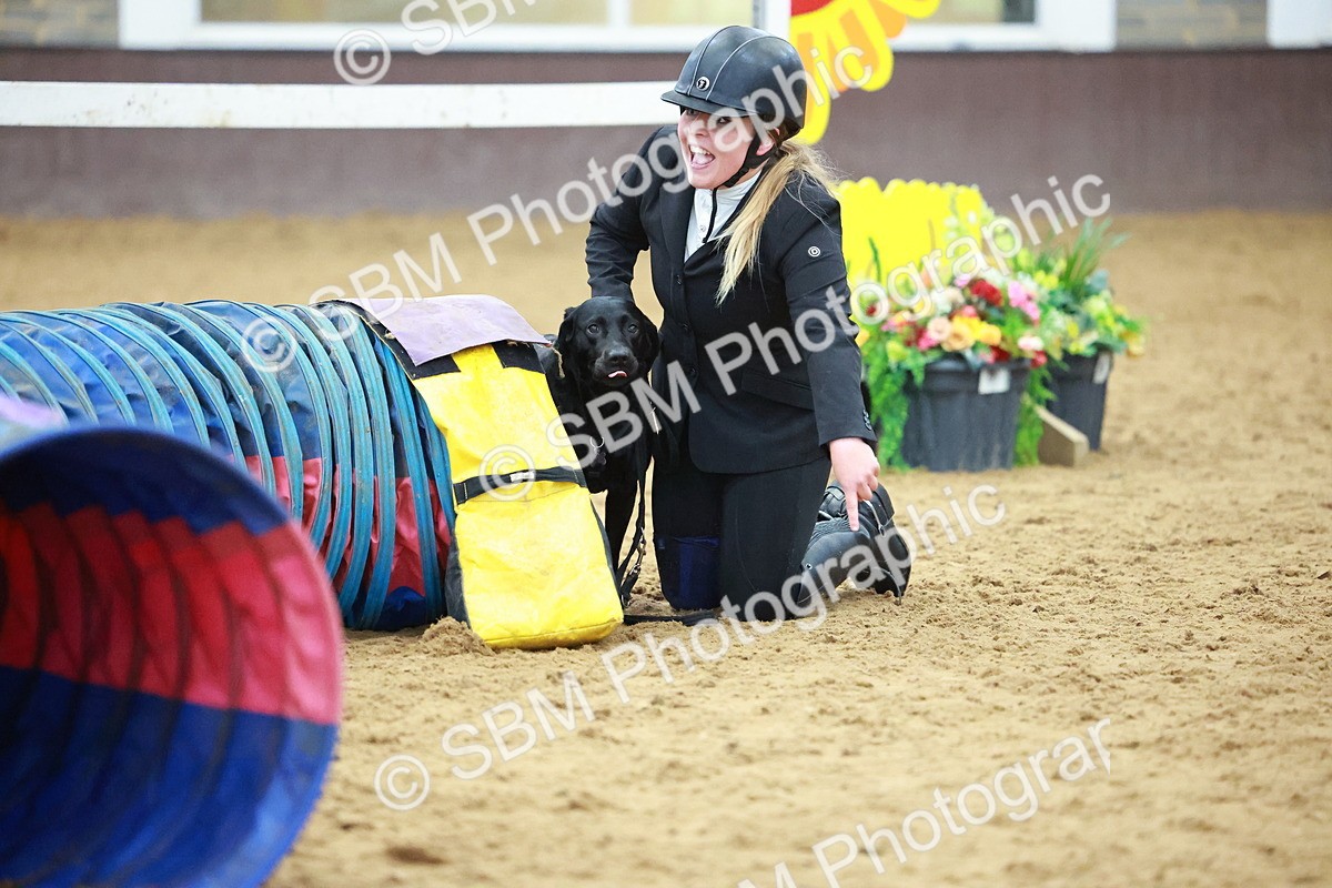 SBM_002450 - Class 3 - Horse & Hound (60cm)
