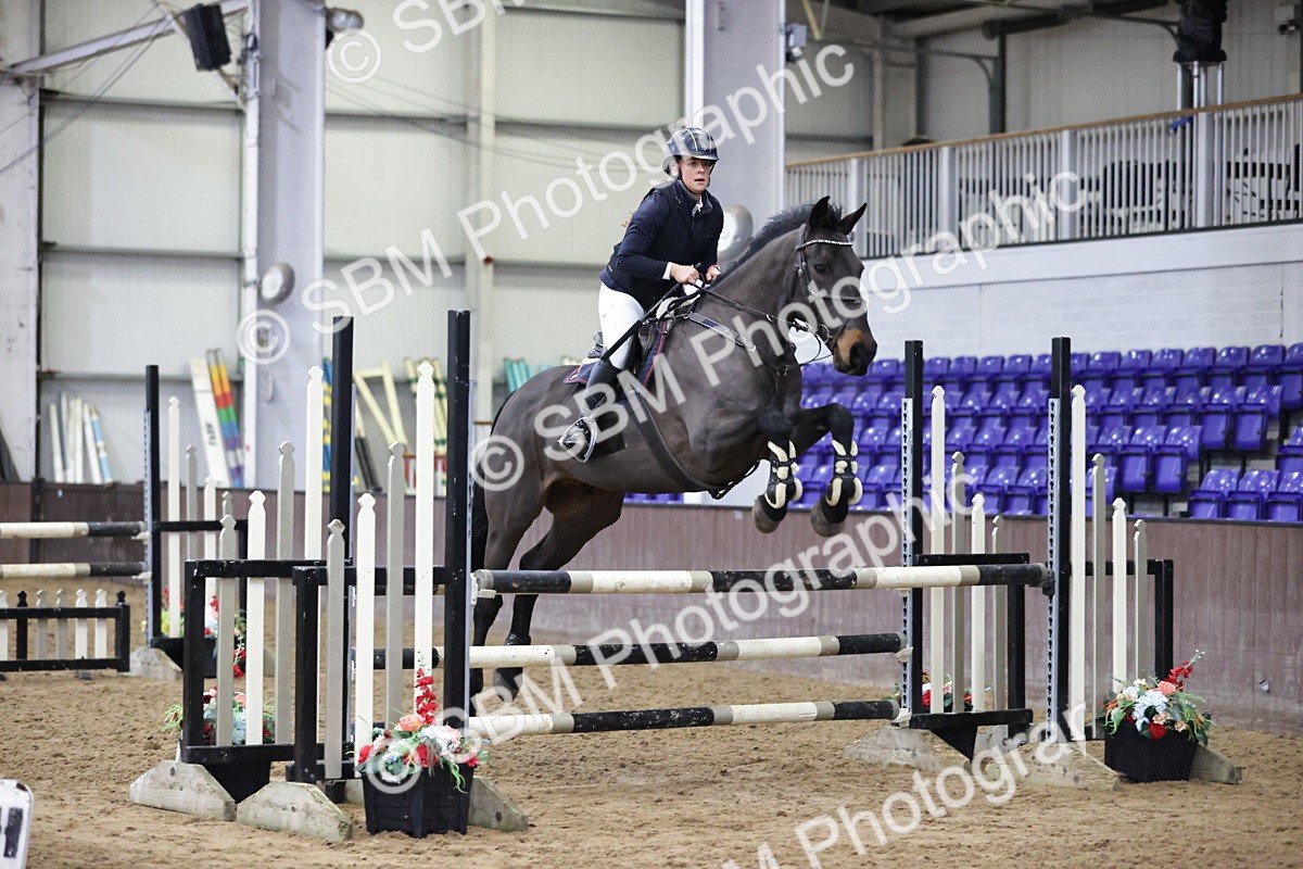 SBM_000758 - Class 3 - Nupafeed Supplements Senior Discovery/ 1m Open