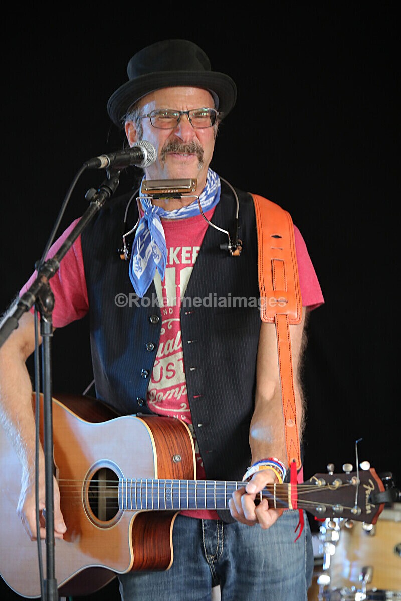 FOLK N BLUES-140 - FOLK and BLUES SEPT 2022