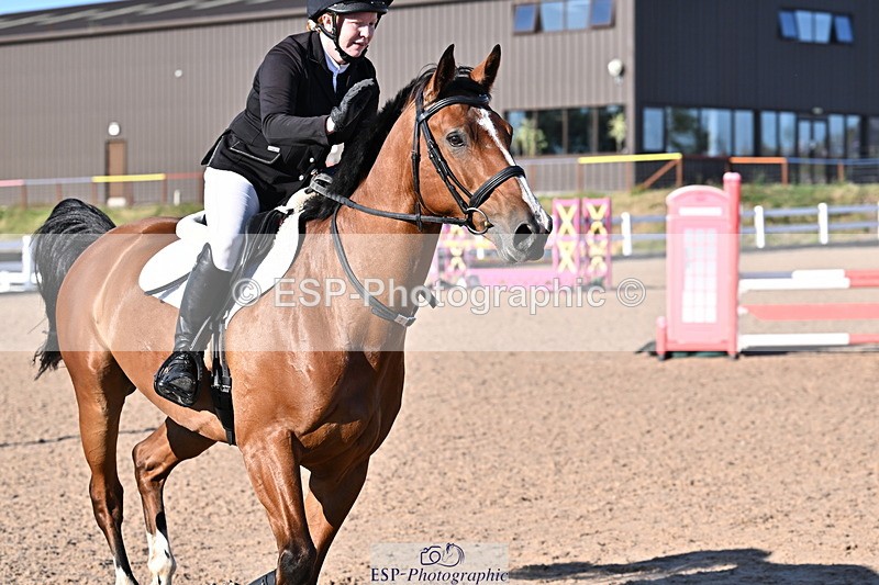 250708A-183849-00615 - 90cm Classes