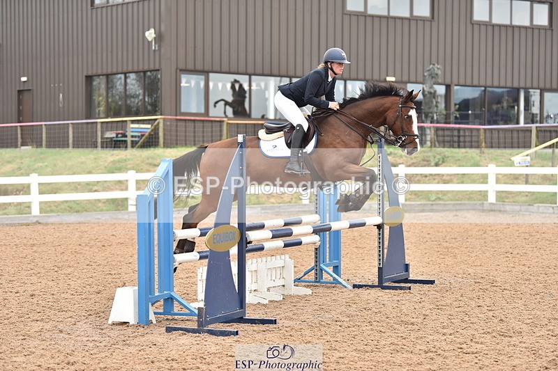 231011A-100848-00028 - Cls 1 British Novice & 90cm Open