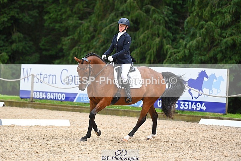 230813-172449-08657 - Cls 14 Medium Silver 16.45 to End