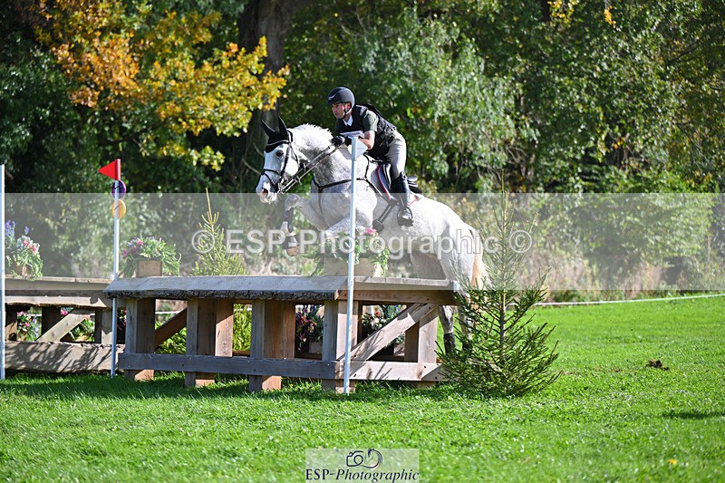 241025-124111-08289 - 121-Tommy.Greengard-EL.PORVENIR.LUIGI