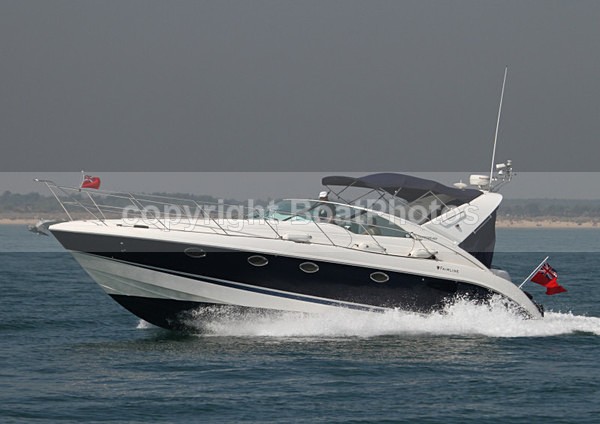 110423 BOMBAY BLUE FAIRLINE TARGA 40 IMG_5115 - Motorboats - Open