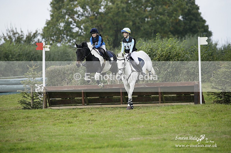  WWHT 171021 2166 - Novice Pairs (0.80m)  17/10/21