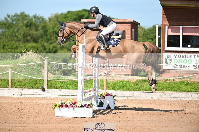 240718A-102827-04521 - Cls 1, 3 Star Small Tour 1.35m