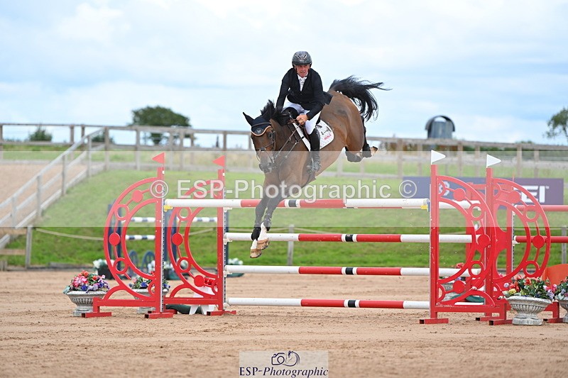 230721A-152201-07185 - Cls 10, 2 Star Big 1.45m Start to break