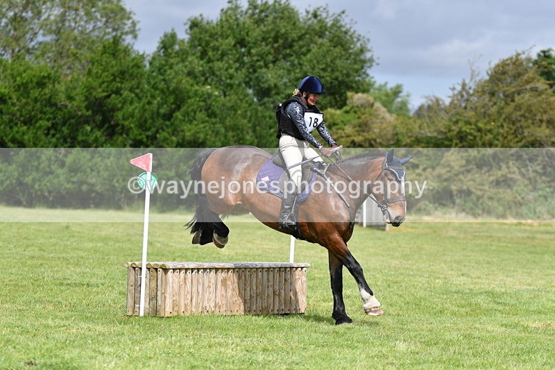 WJ5_2807 - Class 3 60cm Pairs