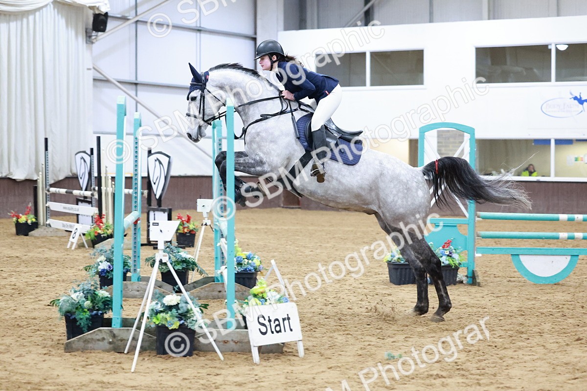 SBM_007404 - Class 24 - Nupafeed Supplements Senior Discovery/ 1m Open