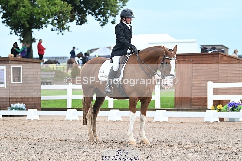 250907-110856-07131 - 069-Kirsty.ClackworthyStitch