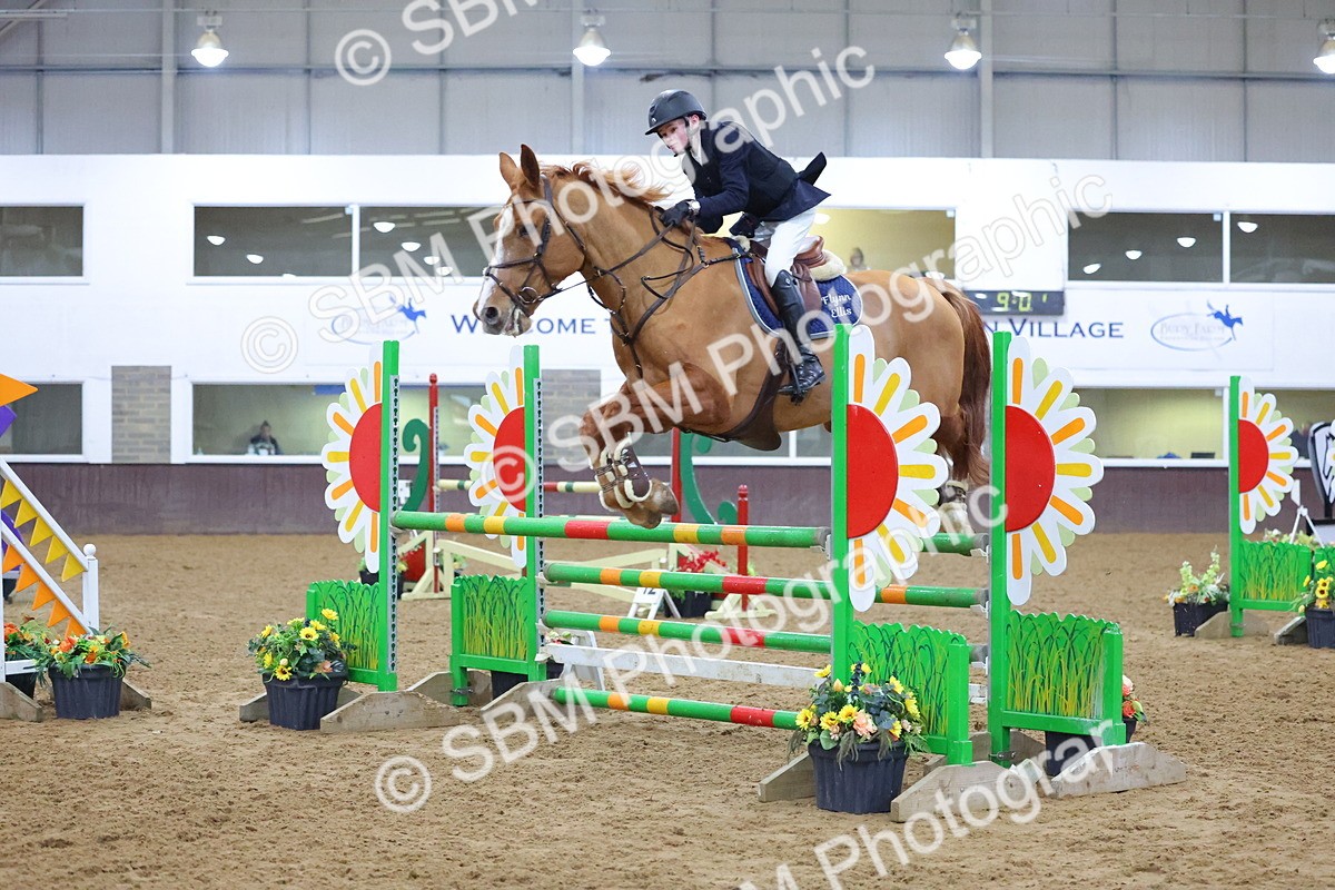 1I0A4708 - Class 9 - Senior Newcomers/ 1.10m Open