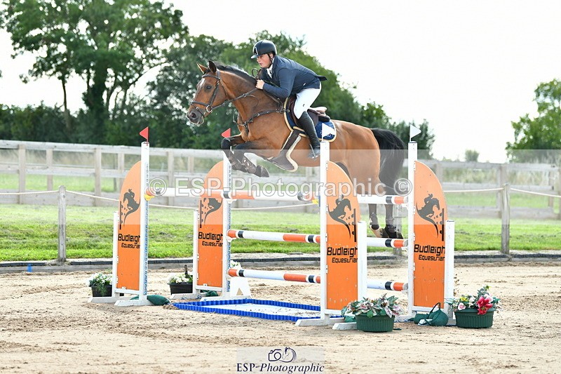 230720A-105341-02004 - Cls 5, 2 Star Medium 1.35m