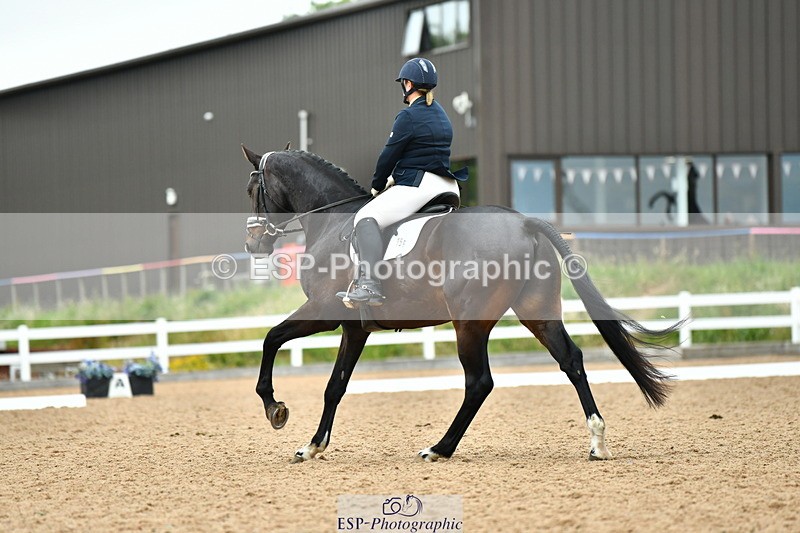 230630A-111125-01296 - Cls 5 Novice 37A