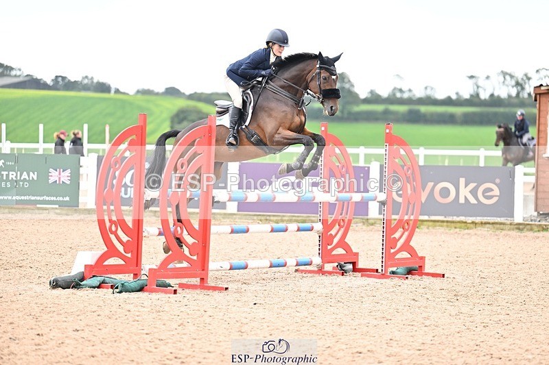 250917-123019-00463 - Cls 3 Snr 1.05m Open