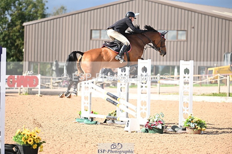 240912A-154110-02351 - Cls 6 National 1.40m Open