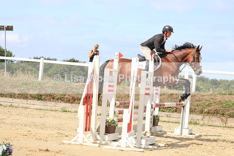 3E7A3744 - Class 4: Senior British Novice/90cm open
