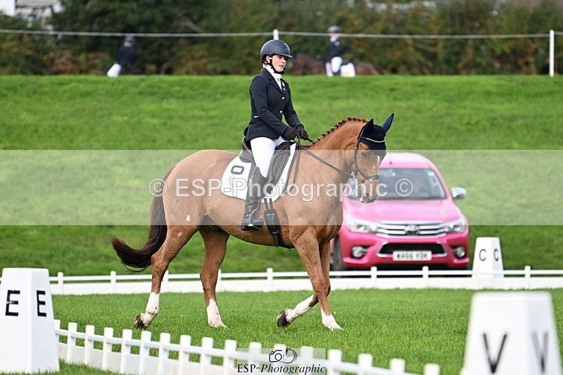 251023A-112907-03569 - G-513-Mimi.van.Ufford