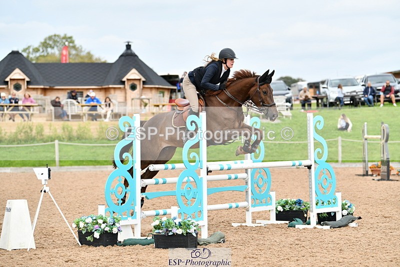 240915A-131032-10049 - Cls 27 Snr 1.05m & 1.10m Jump Off