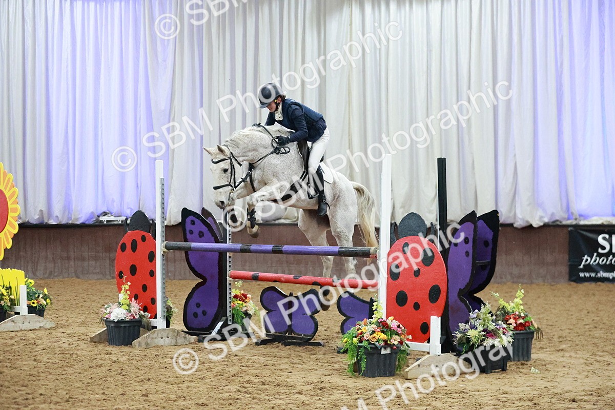 SBM_004576 - Class 17 - Senior Newcomers - 1.10m