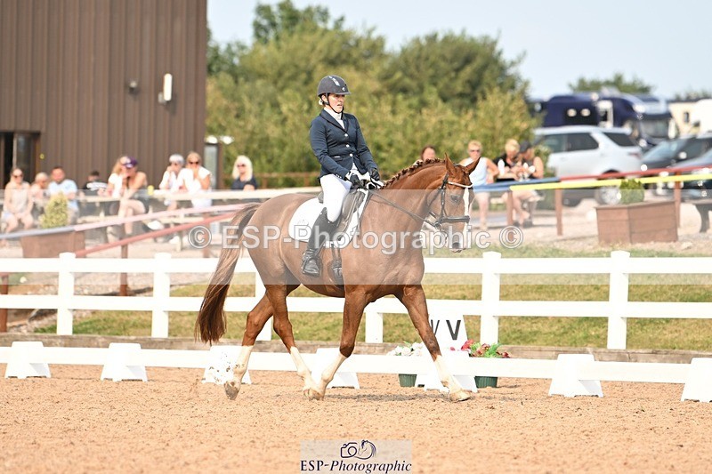 250816-155611-06309 - 026-Pippa.MorganDavinci.Vl