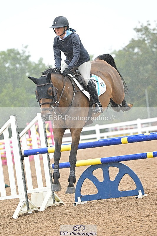 240925A-133821-00952 - Cls 4 Newcomers and 1.10m Open