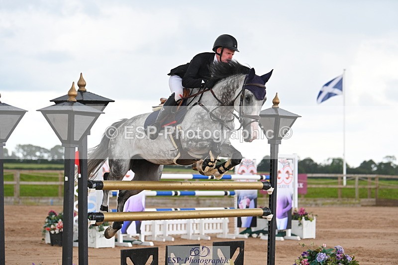 230721A-113124-05674 - Cls 6, 2 Star Medium 1.35m