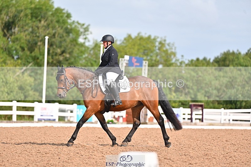 240817A-102452-07782 - 145-Carolyn.Gale-Newtown.Ringo