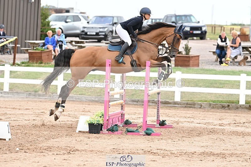 250727-091040-08725 - Cls 31 British Novice and 90cm