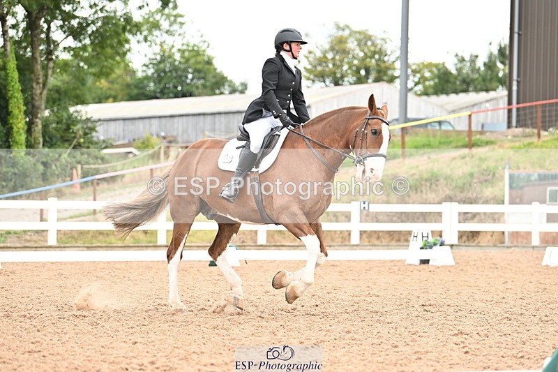 240817A-143621-09492 - 140-Kirsty.Clackworthy-Stitch.1