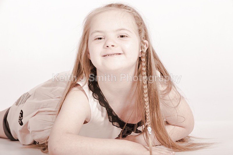 1SKJ6779 - Darren, Kirsty and family.